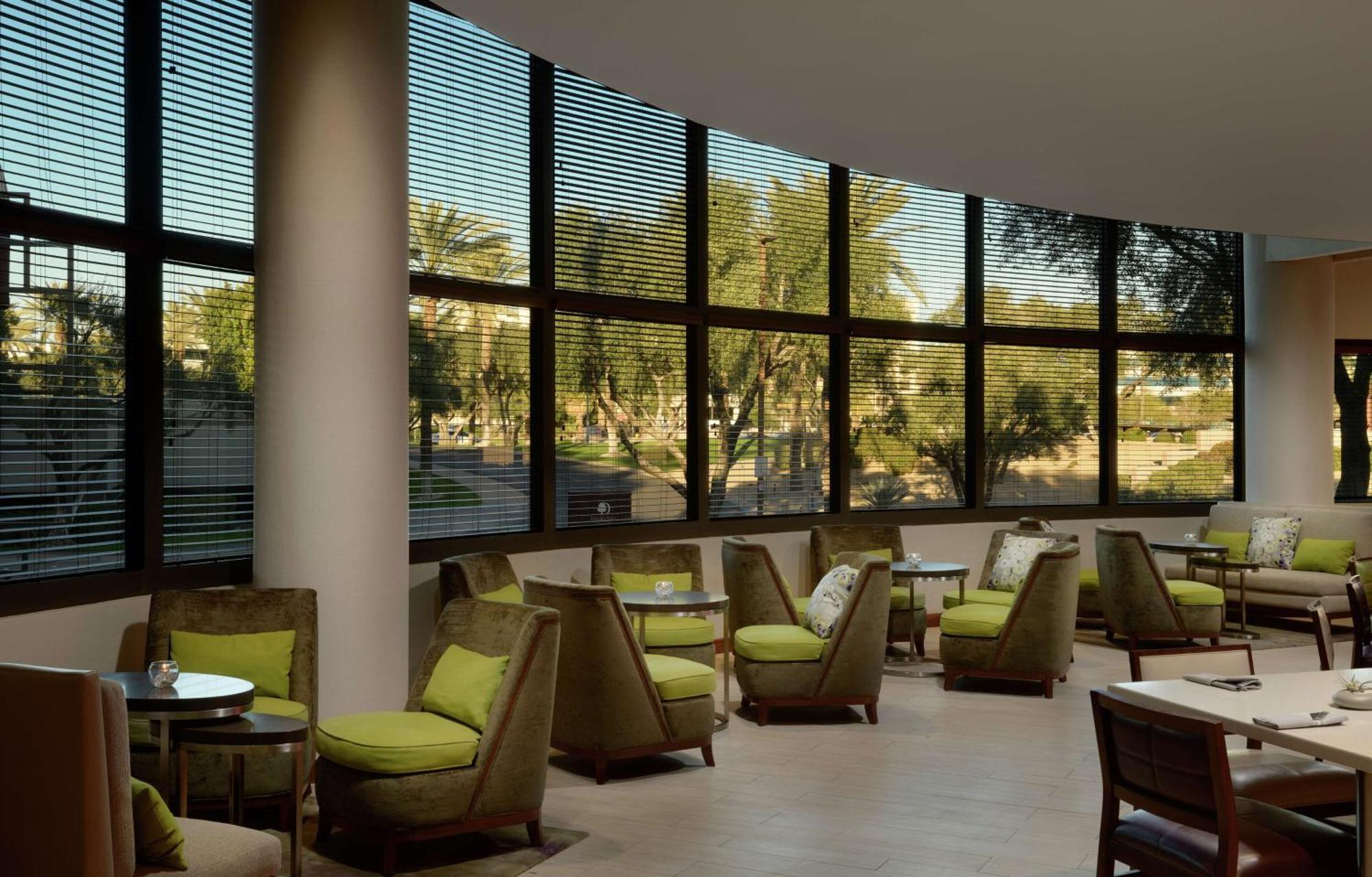 Doubletree Suites By Hilton Phoenix Ngoại thất bức ảnh